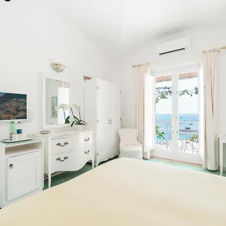 La Tartana 3*