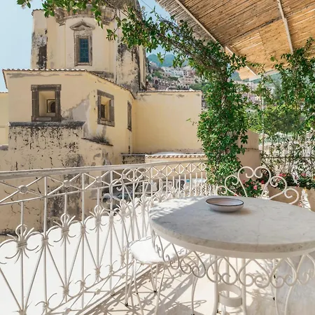 La Tartana 3*