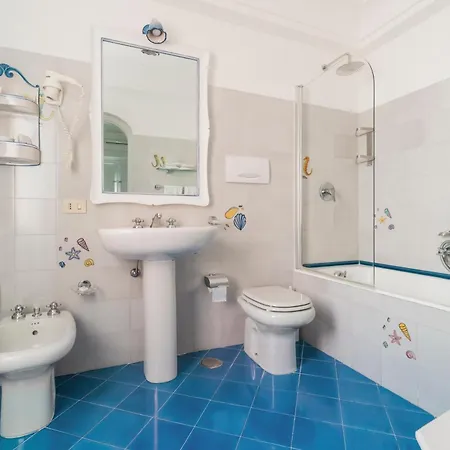 La Tartana فندق 3*