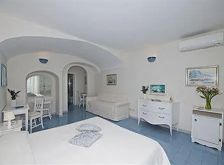 La Tartana 3*