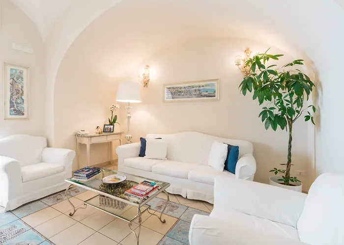 فندق La Tartana بوسيتانو