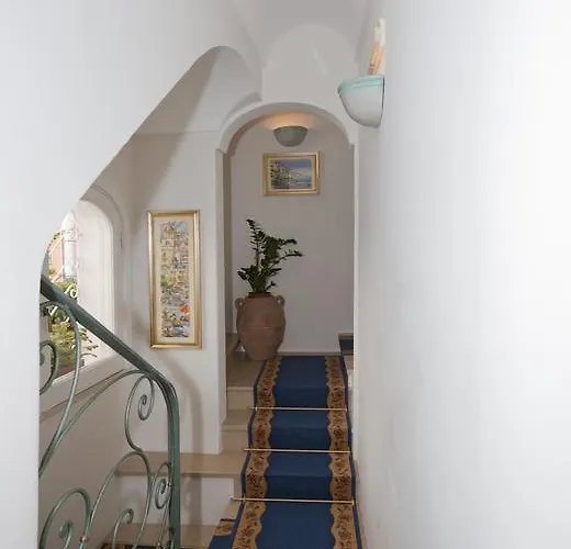 La Tartana بوسيتانو