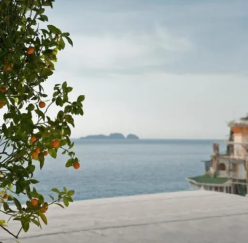 La Tartana فندق 3*